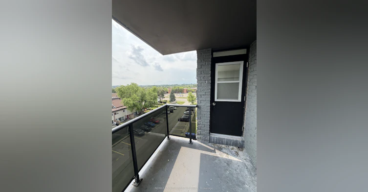 513-145 Wellington Street W, Aurora, ON, L4G 2N9 - 16