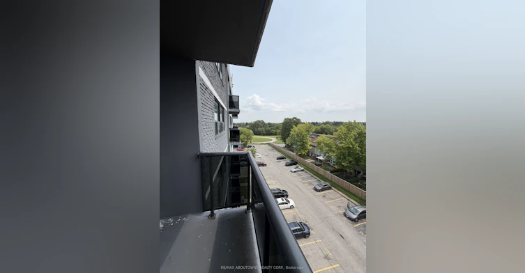 513-145 Wellington Street W, Aurora, ON, L4G 2N9 - 15
