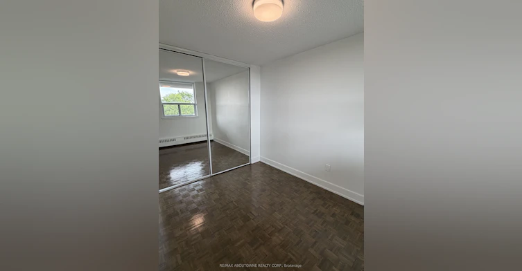 513-145 Wellington Street W, Aurora, ON, L4G 2N9 - 10