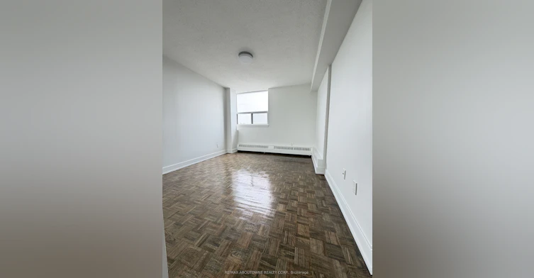 513-145 Wellington Street W, Aurora, ON, L4G 2N9 - 11