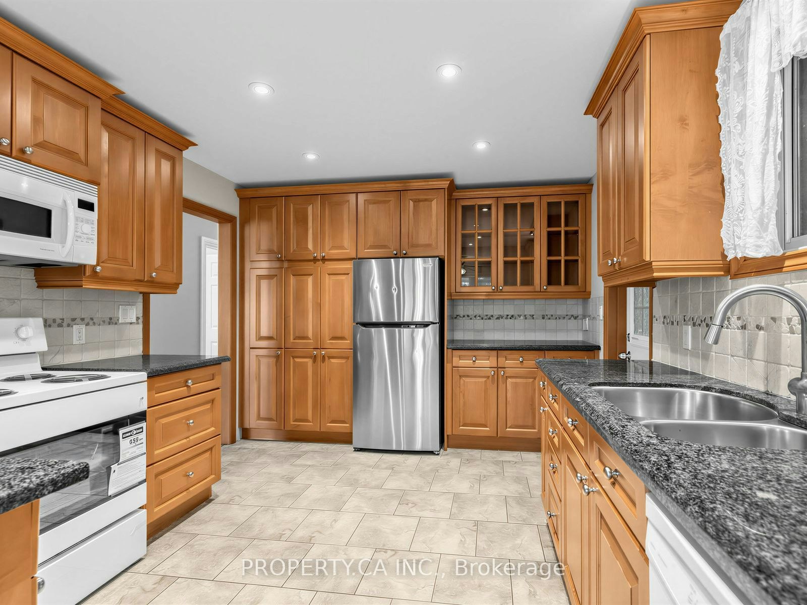 30 Willow Street, East Gwillimbury, ON, L9N 1J4 - 14