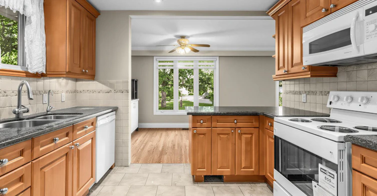 30 Willow Street, East Gwillimbury, ON, L9N 1J4 - 16