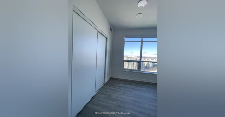 30 Upper Mall Way, Vaughan, ON, L4J 0L7 - 12