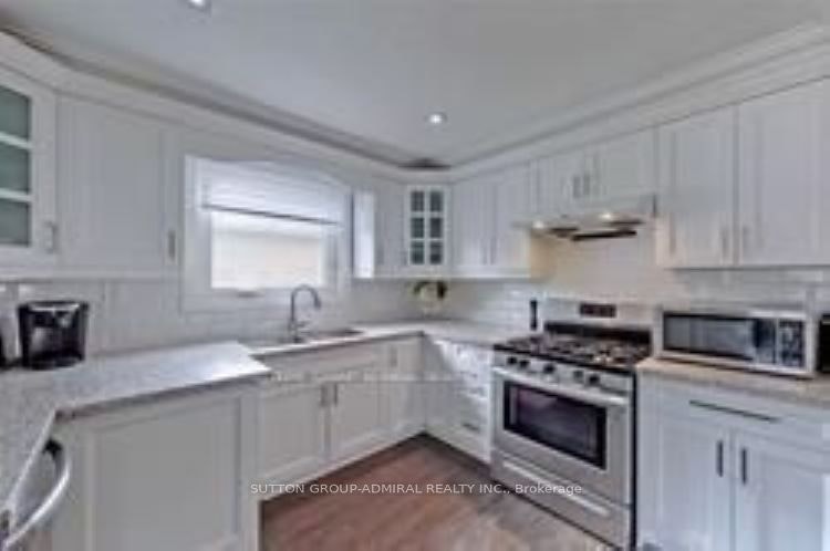 114 Cartier Crescent, Richmond Hill, ON, L4C 2N6