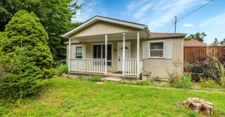 856 Central Avenue, Innisfil, ON, L9S 1Y8