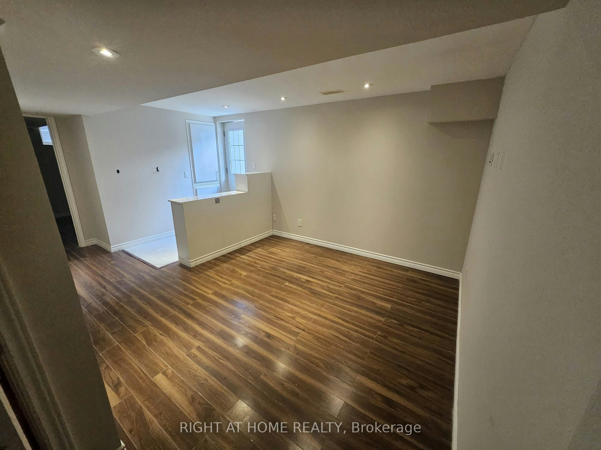 Basement-58 Stemmle Drive, Aurora, ON, L4G 6N4 - 10
