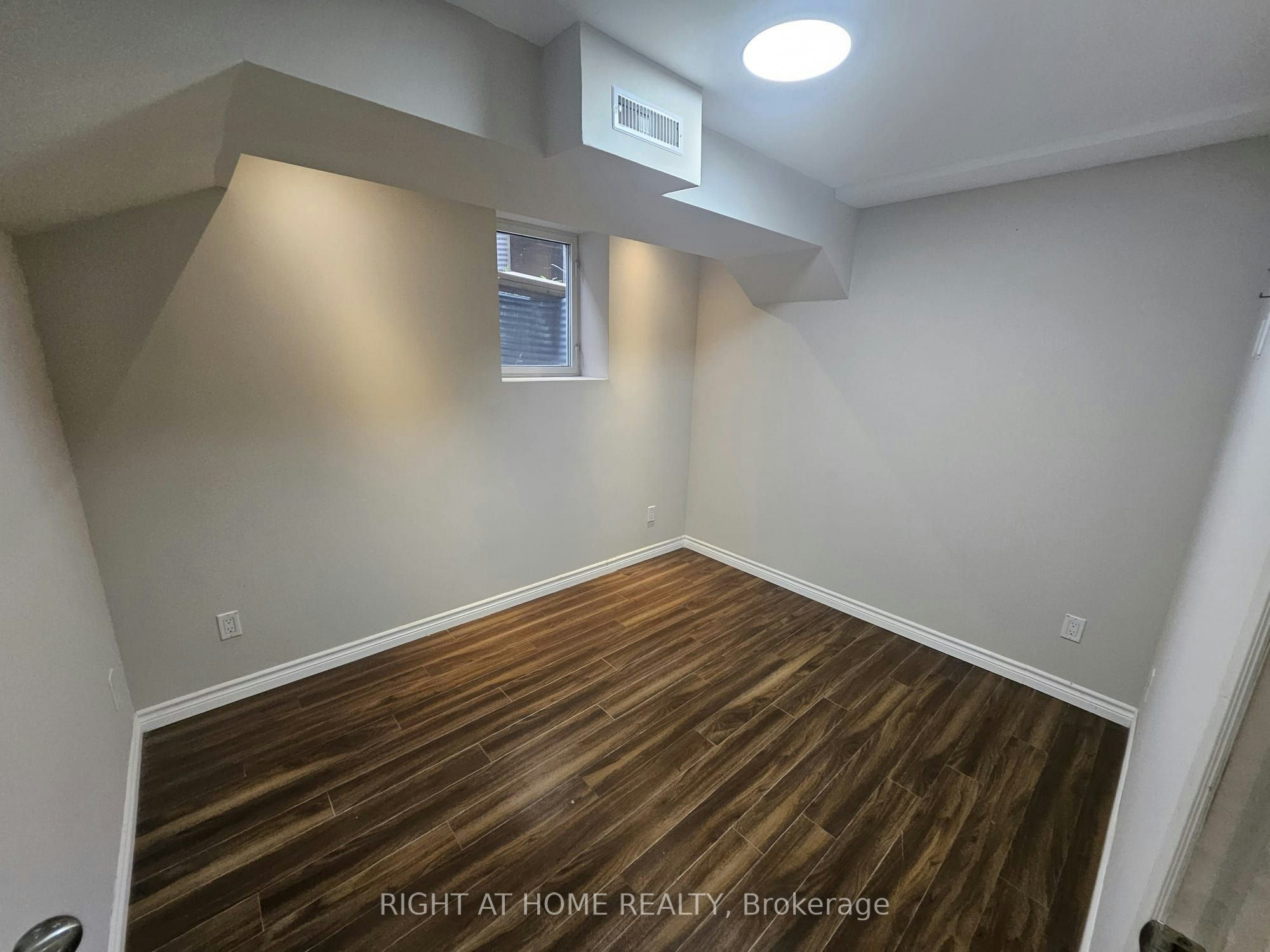 Basement-58 Stemmle Drive, Aurora, ON, L4G 6N4 - 8