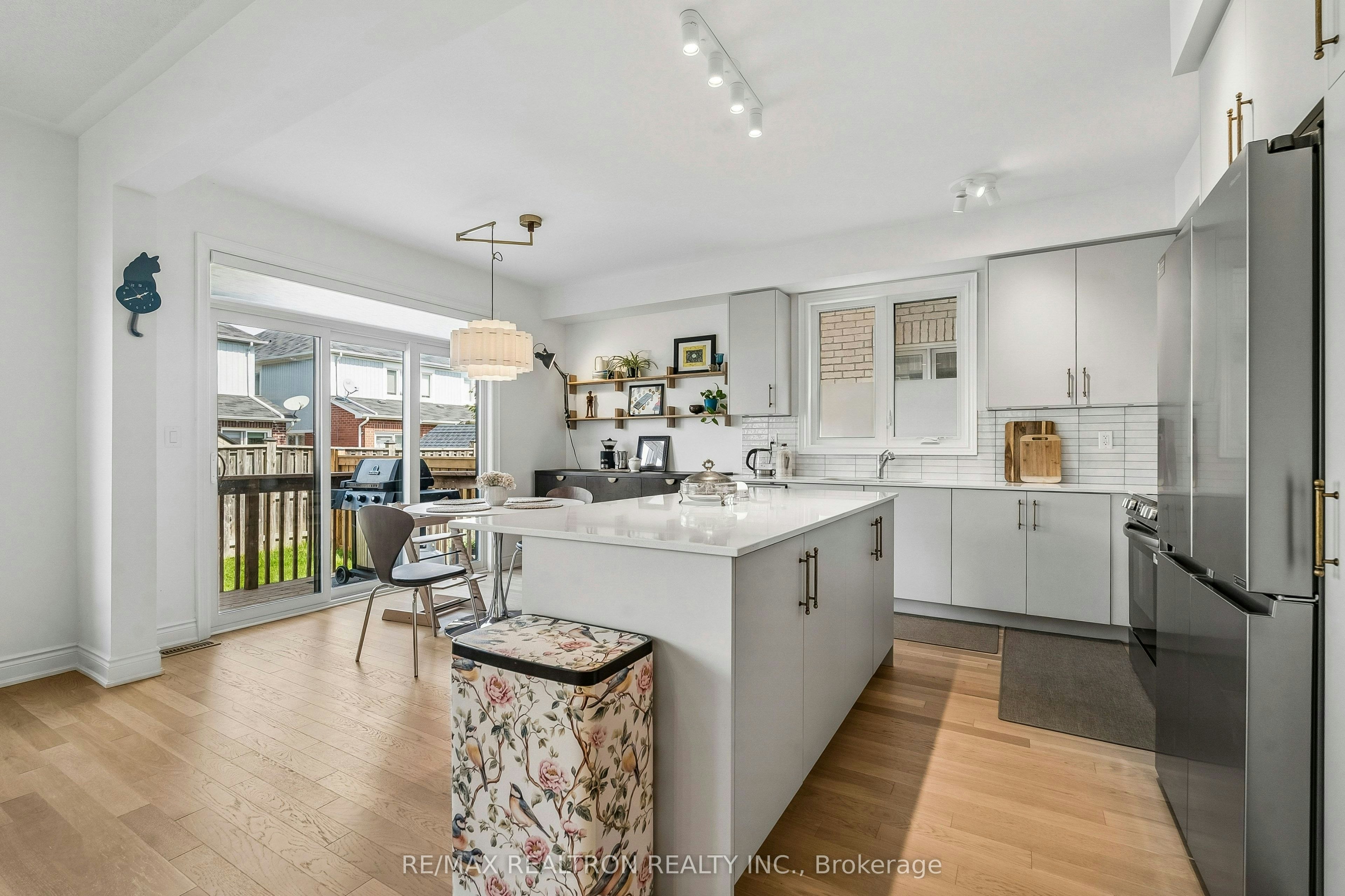 72 Vasey Road, Bradford West Gwillimbury, ON, L3Z 4P6 - 13
