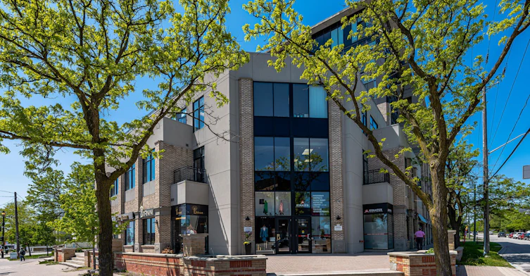704-10376 Yonge Street, Richmond Hill, ON, L4C 3B8 - 2