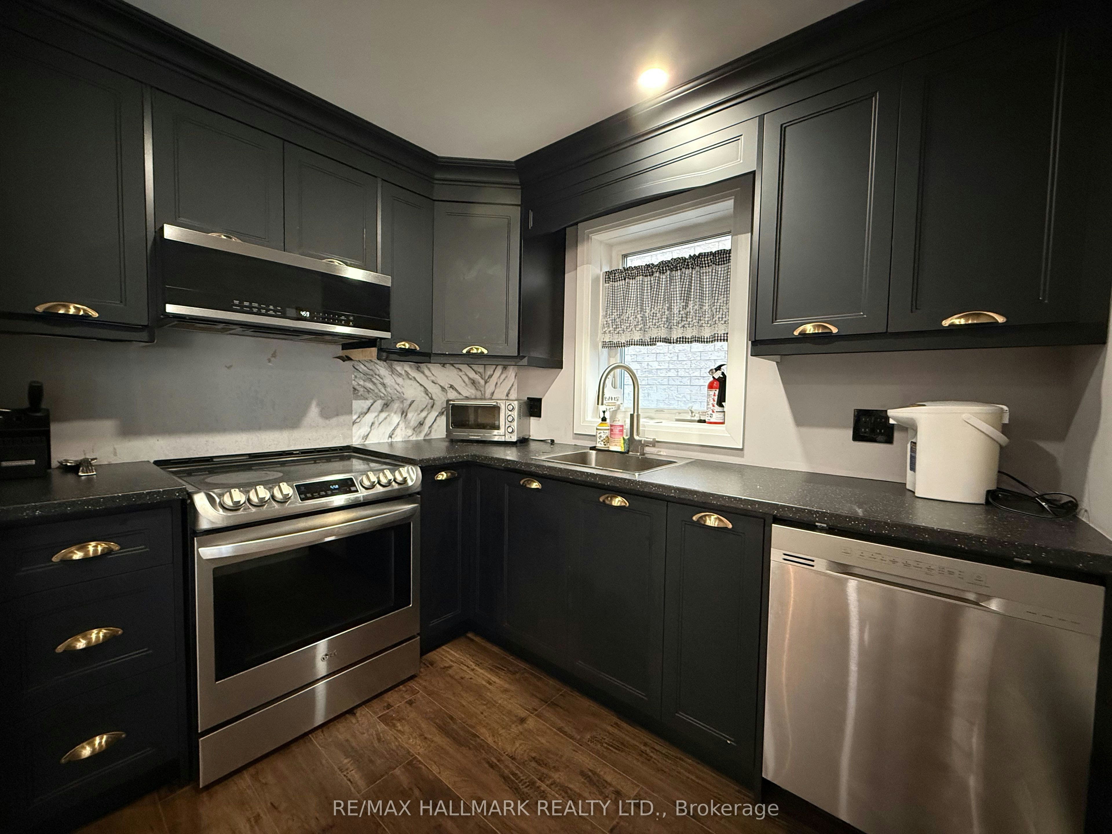 Lower Level-91 Glensteeple Trail, Aurora, ON, L4G 3T1 - 19