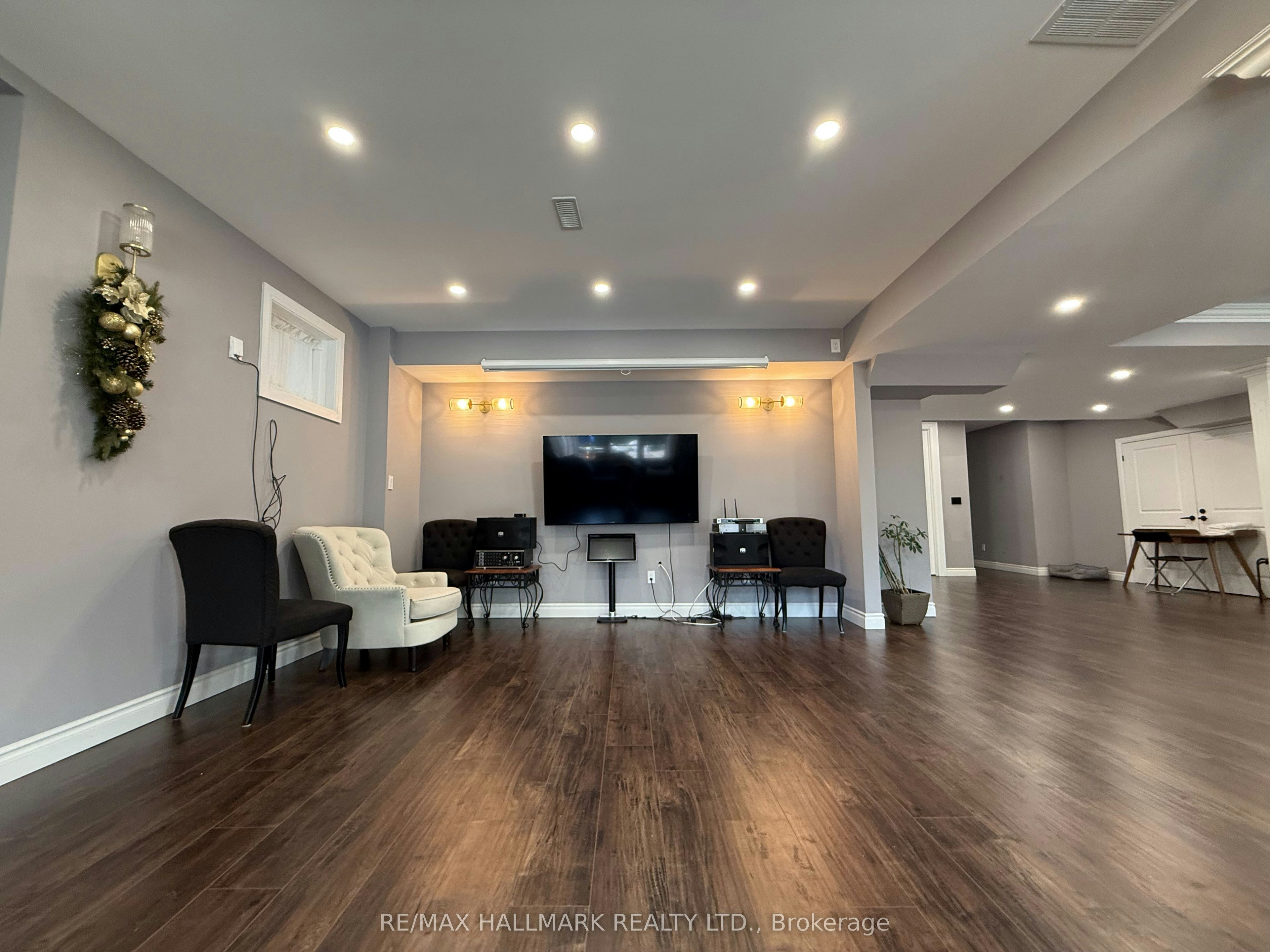 Lower Level-91 Glensteeple Trail, Aurora, ON, L4G 3T1 - 16