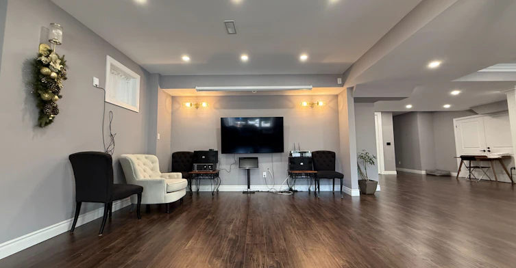 Lower Level-91 Glensteeple Trail, Aurora, ON, L4G 3T1 - 16