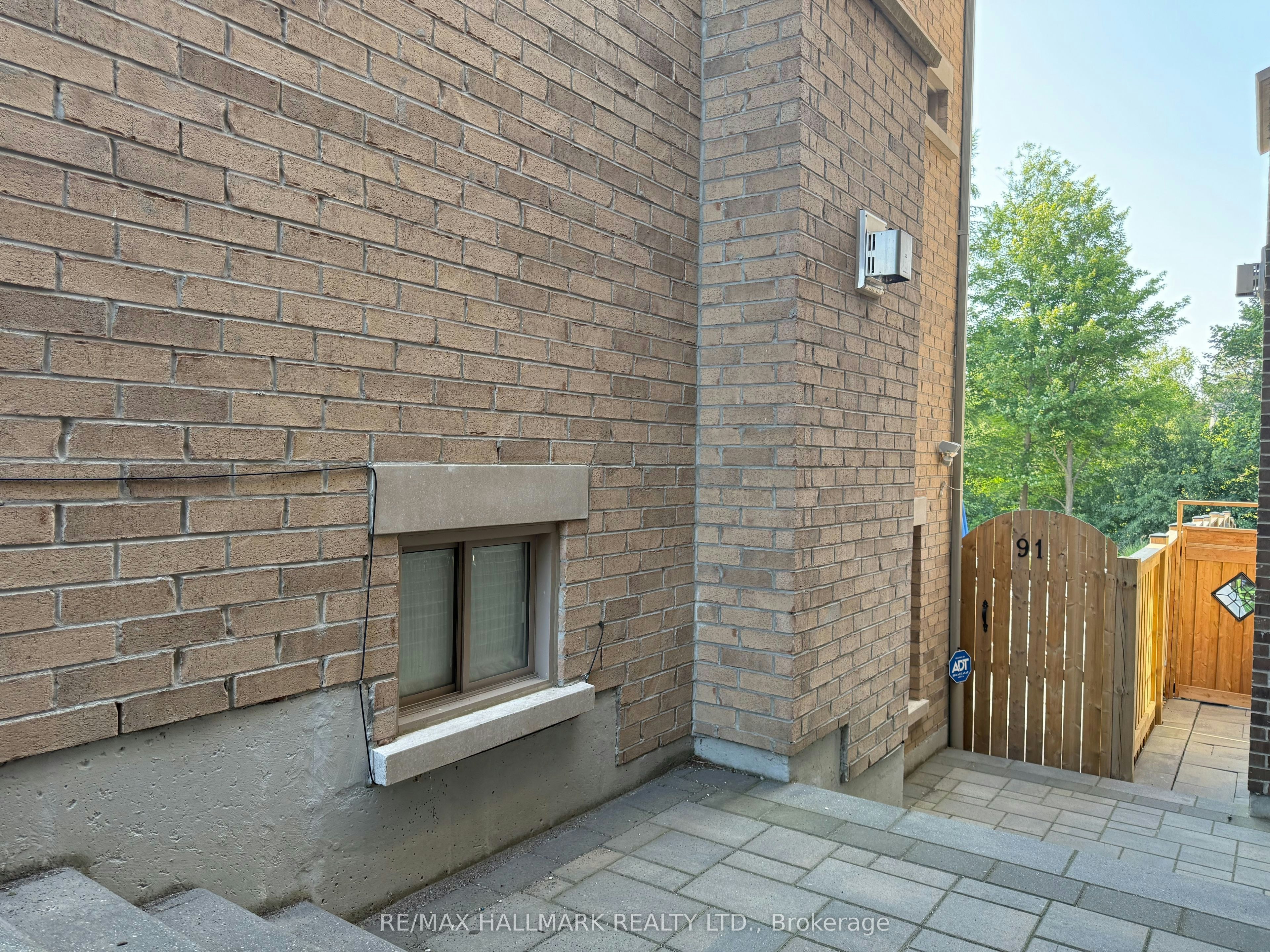 Lower Level-91 Glensteeple Trail, Aurora, ON, L4G 3T1 - 3