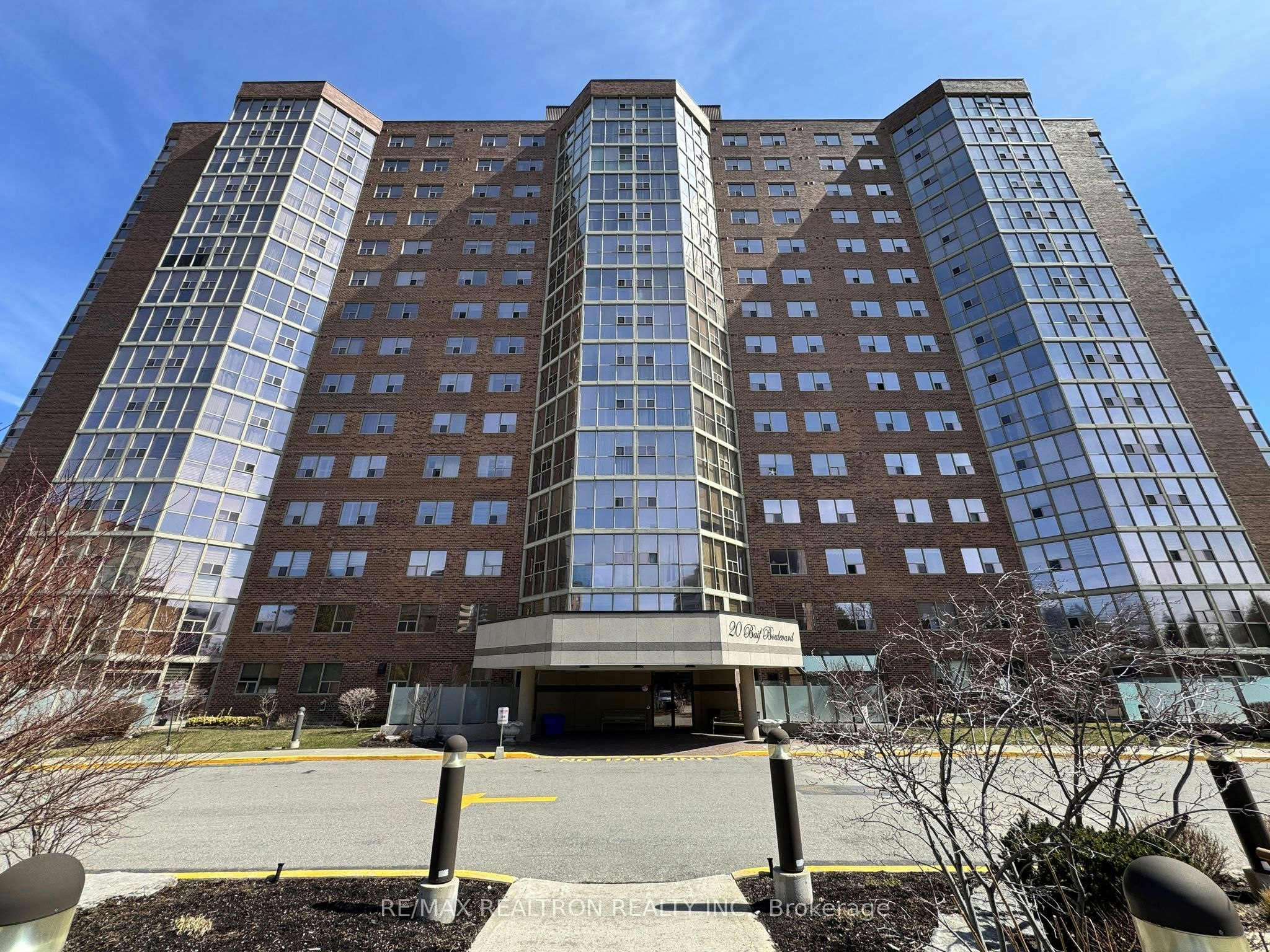 705-20 Baif Boulevard, Richmond Hill, ON, L4C 8T1