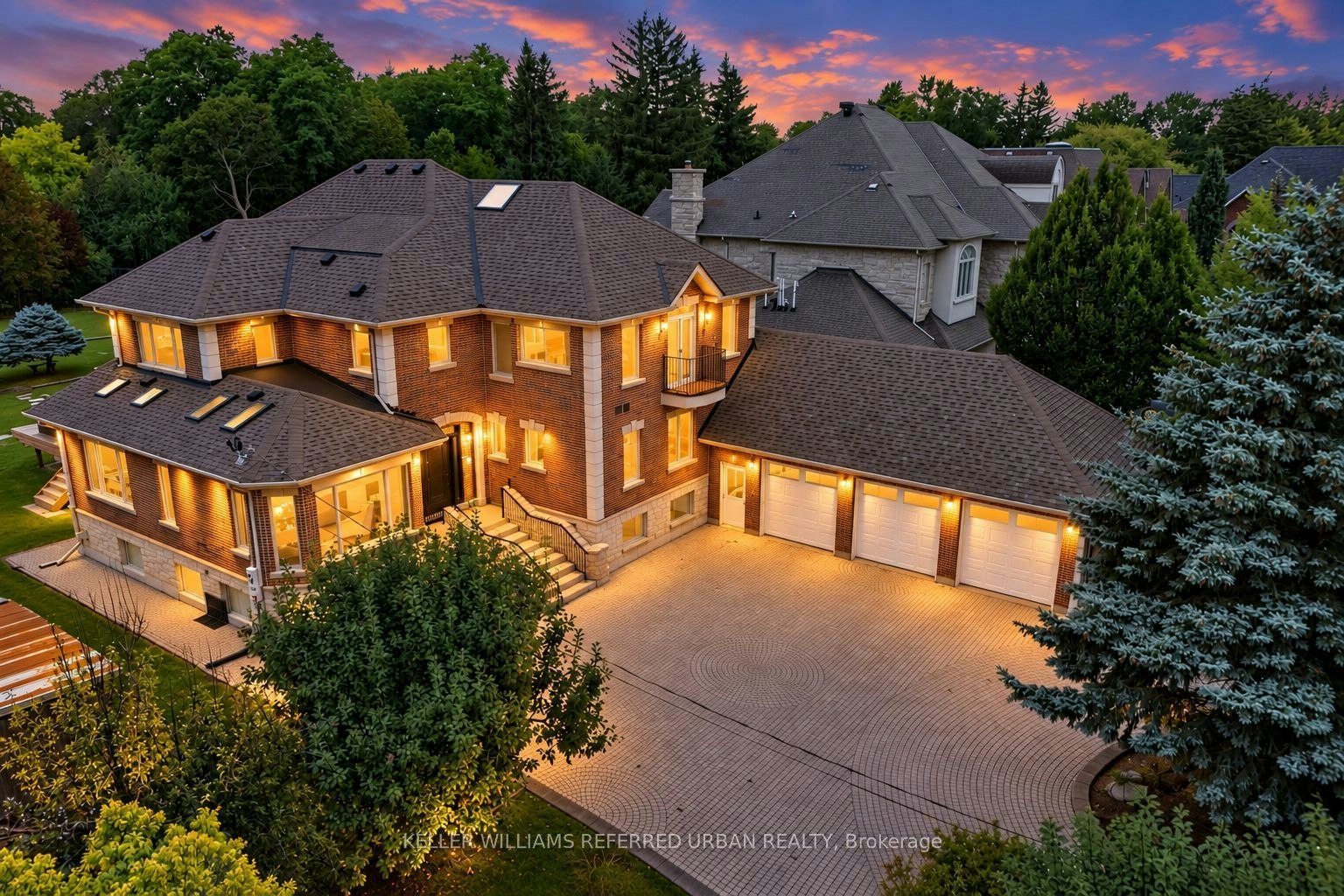 18 Yongeview Avenue, Richmond Hill, ON, L4C 7A4