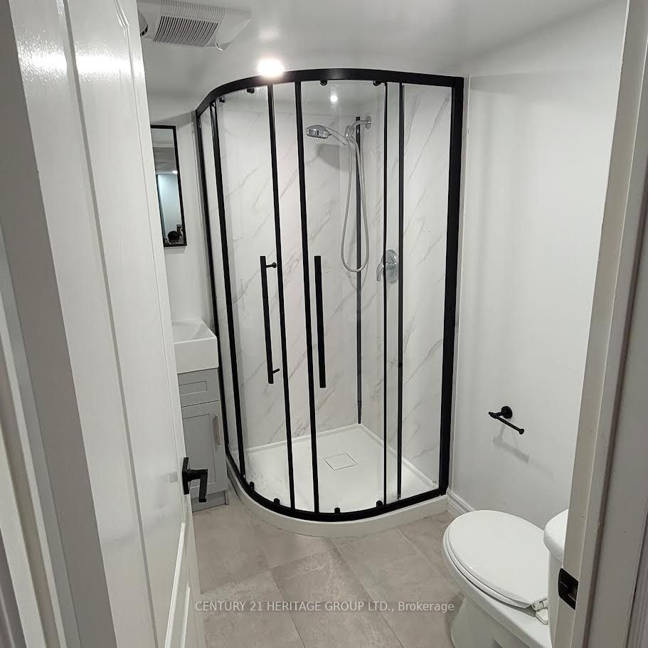 Lower-51 Rocksprings Avenue, Richmond Hill, ON, L4S 1P8 - 9