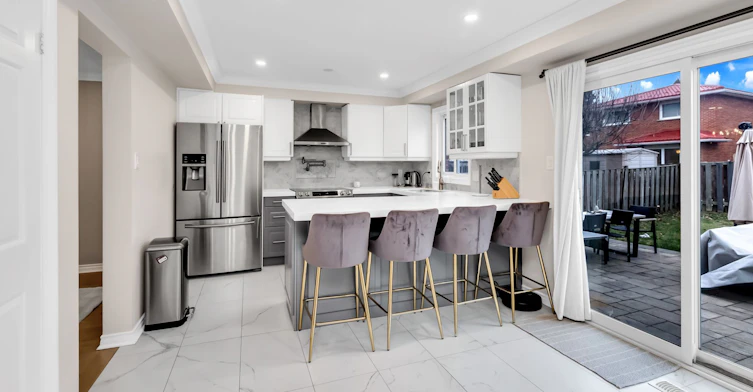 Main & 2nd-119 Mccabe Crescent, Vaughan, ON, L4J 2S6 - 9