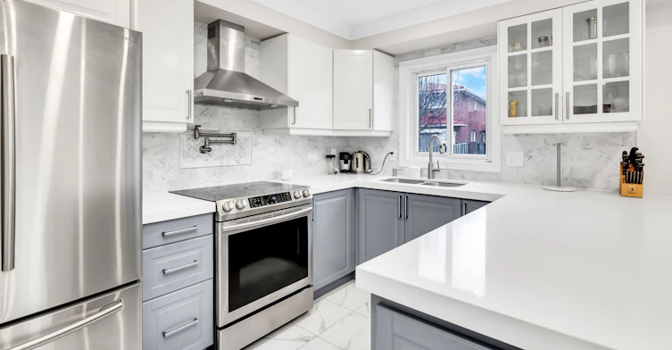 Main & 2nd-119 Mccabe Crescent, Vaughan, ON, L4J 2S6 - 10