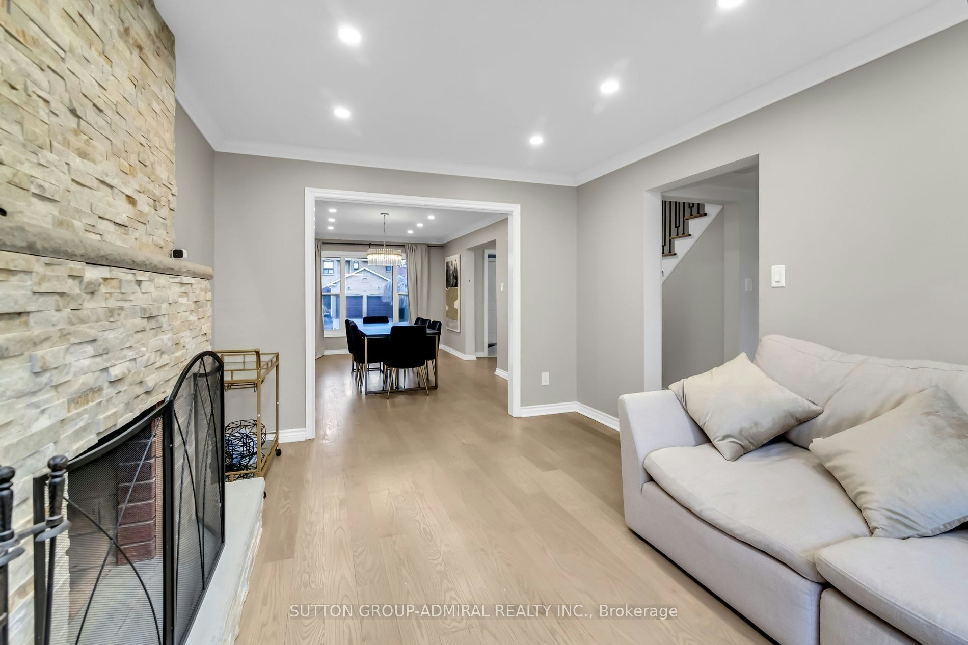 Main & 2nd-119 Mccabe Crescent, Vaughan, ON, L4J 2S6 - 6