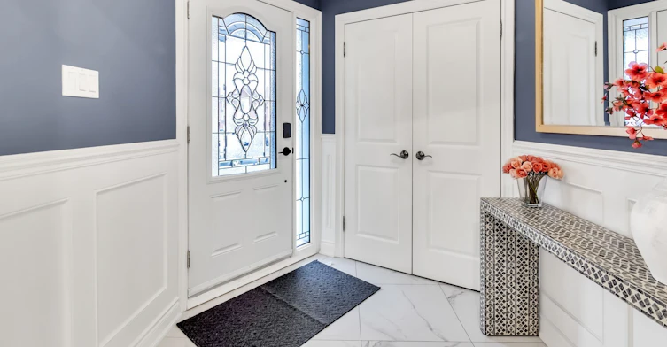 Main & 2nd-119 Mccabe Crescent, Vaughan, ON, L4J 2S6 - 2