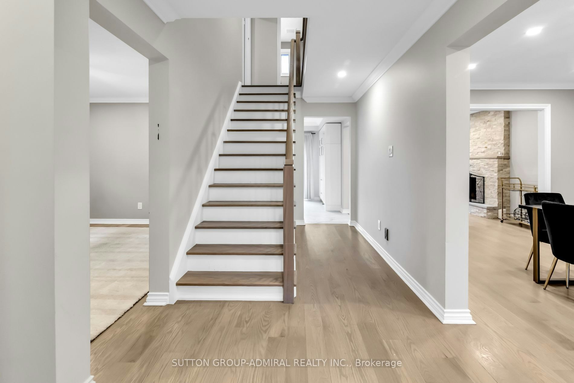 Main & 2nd-119 Mccabe Crescent, Vaughan, ON, L4J 2S6 - 3
