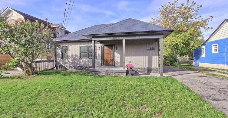 836 Montsell Avenue, Georgina, ON, L0E 1S0 - 3