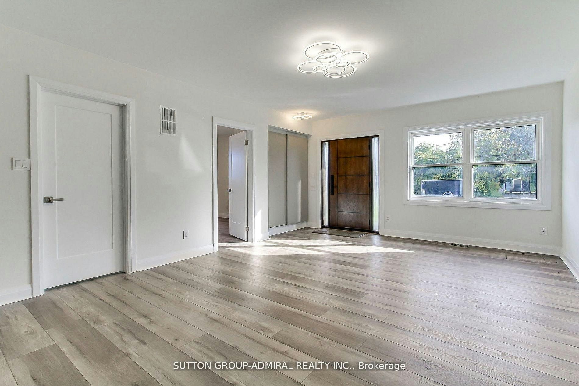 836 Montsell Avenue, Georgina, ON, L0E 1S0 - 10