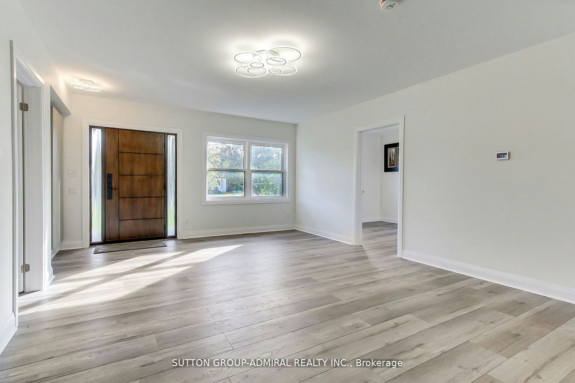 836 Montsell Avenue, Georgina, ON, L0E 1S0 - 9