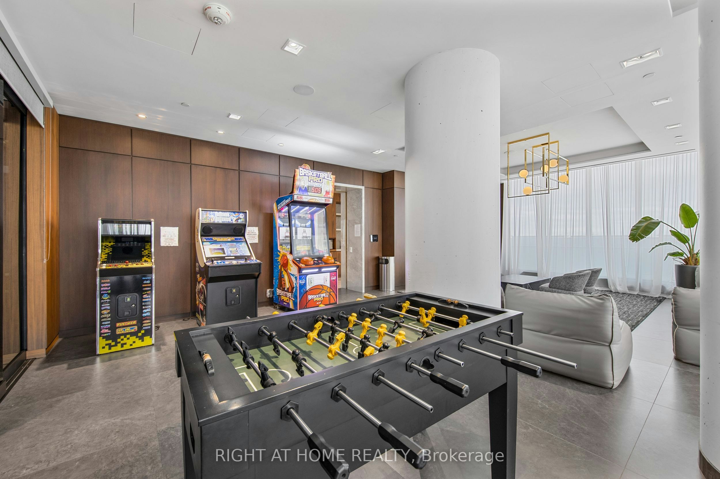 4507-950 Portage Parkway, Vaughan, ON, L4K 0J7 - 5