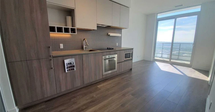 4507-950 Portage Parkway, Vaughan, ON, L4K 0J7 - 10