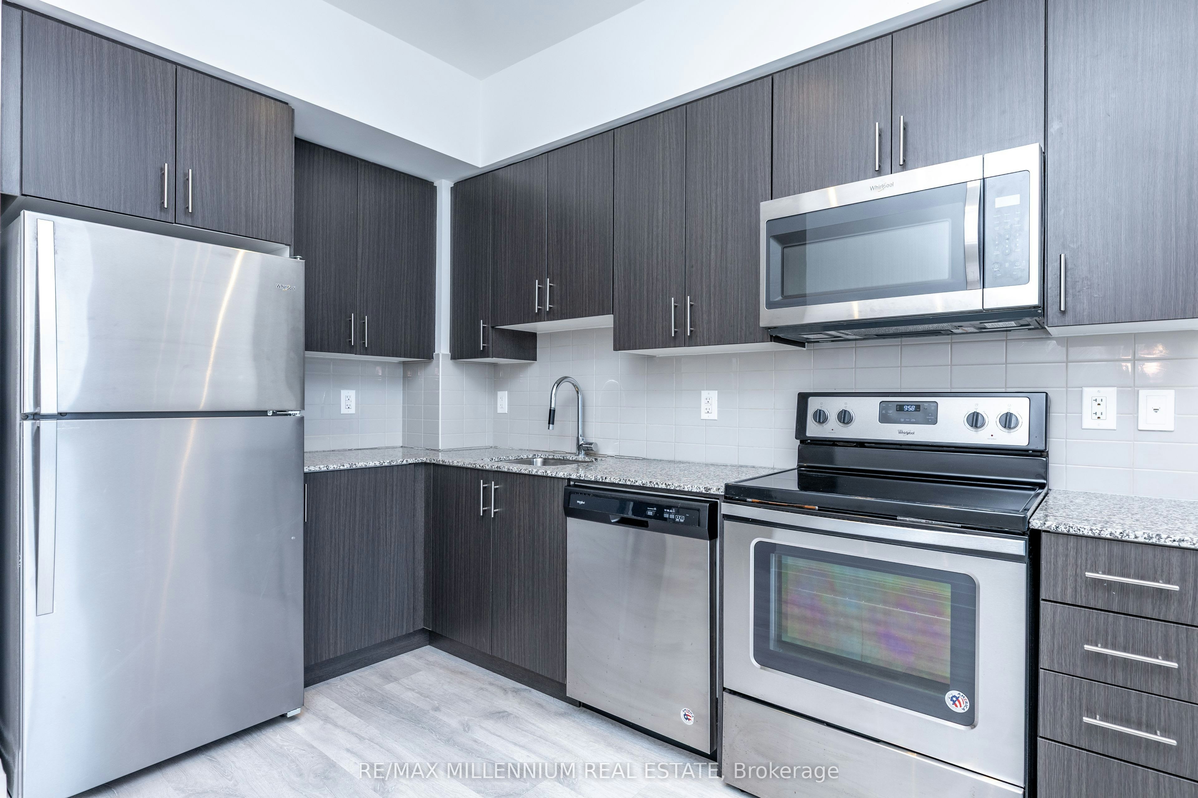 1401-3700 Highway 7 Road, Vaughan, ON, L4L 0G8 - 13