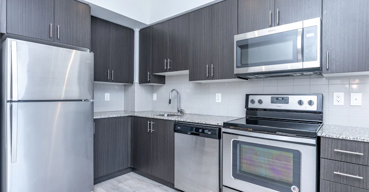 1401-3700 Highway 7 Road, Vaughan, ON, L4L 0G8 - 13