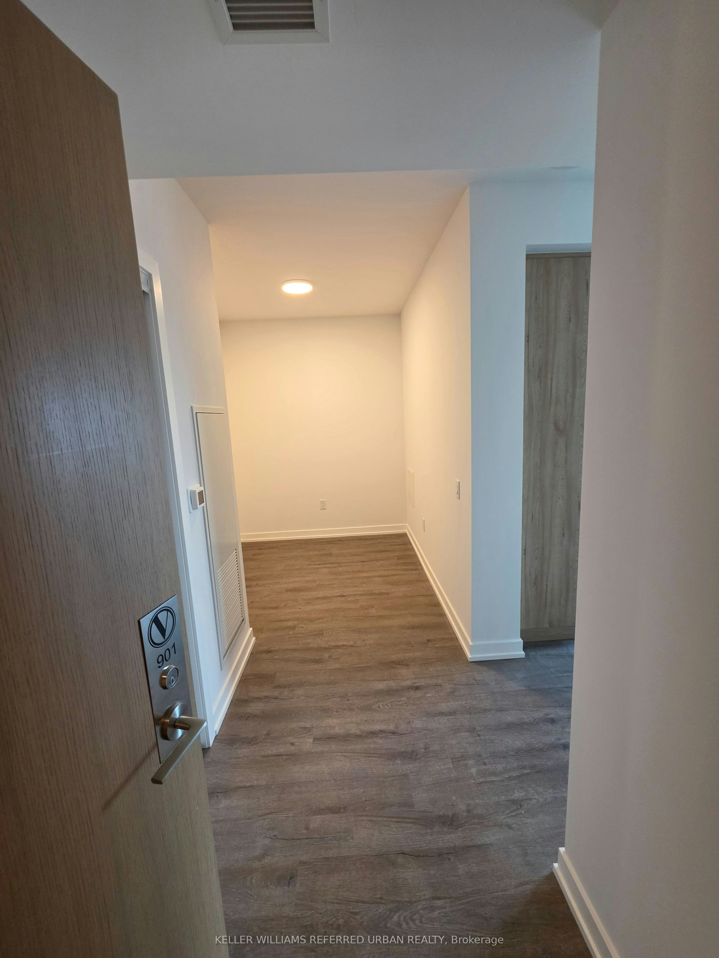 901-21 Meadowvale Road, Toronto, ON, L4K 0H6 - 3
