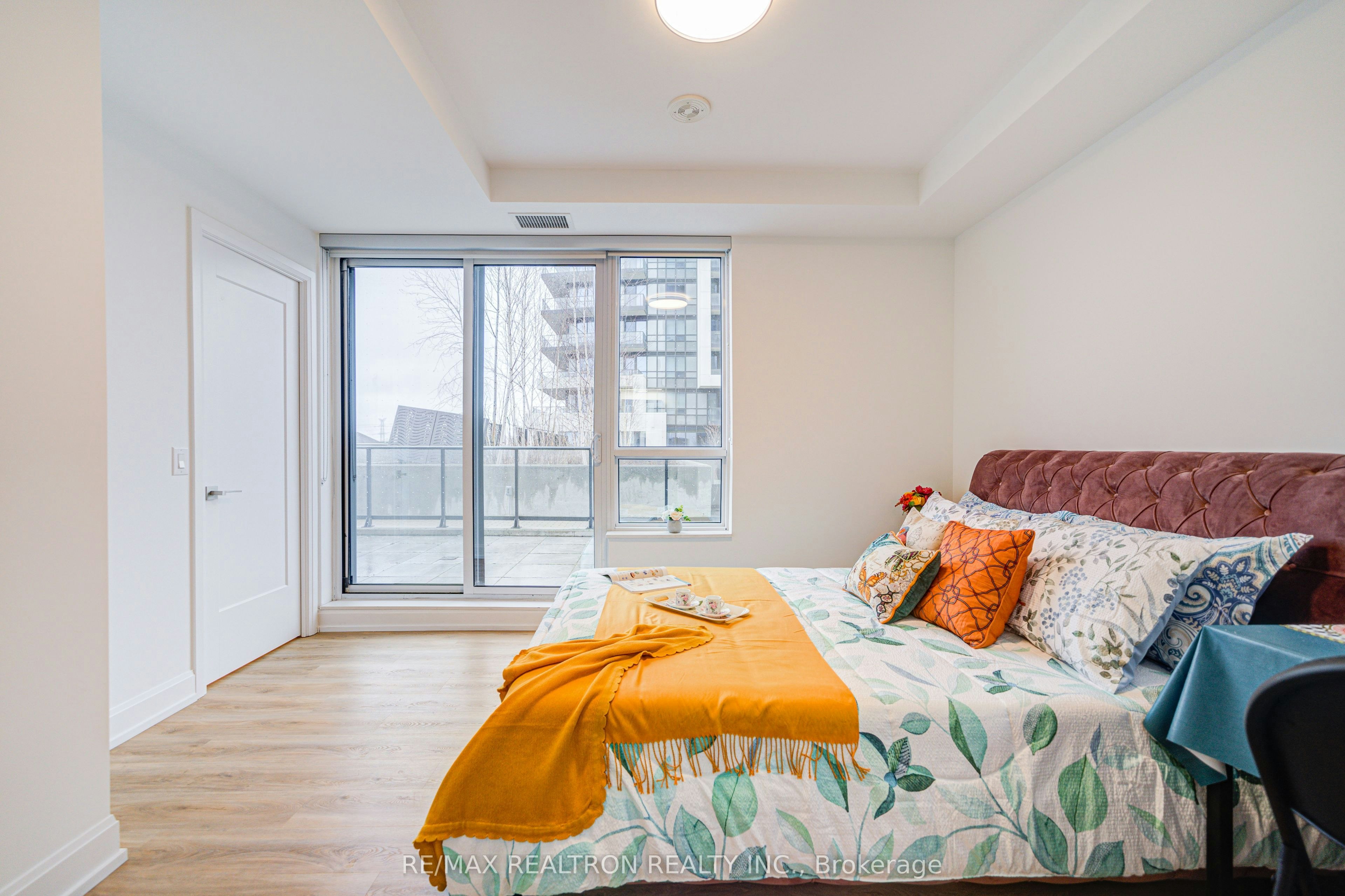 A 208-38 Gandhi Lane, Markham, ON, L3T 0G9 - 3