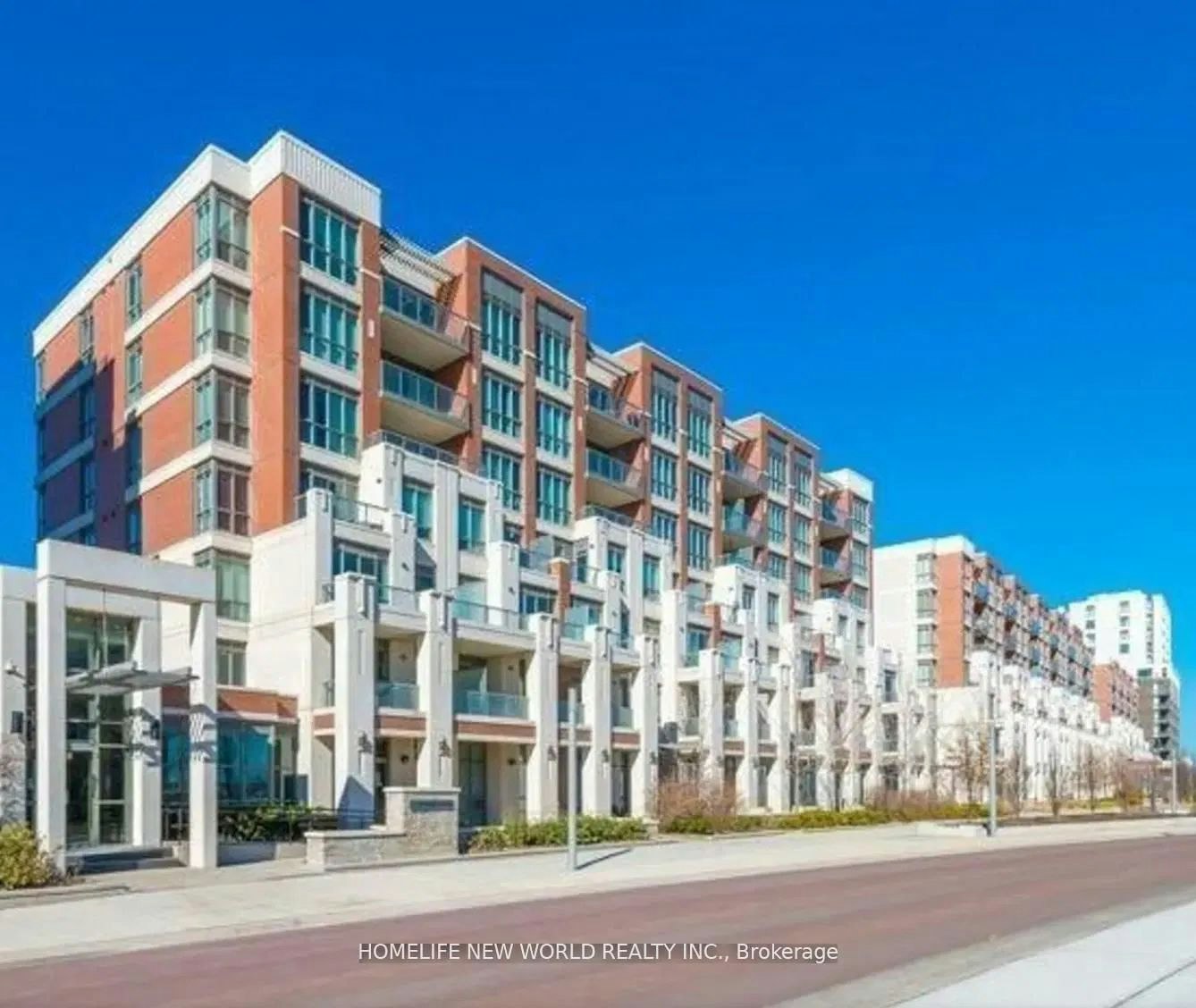 404-21 Upper Duke Crescent, Markham, ON, L6G 0B7