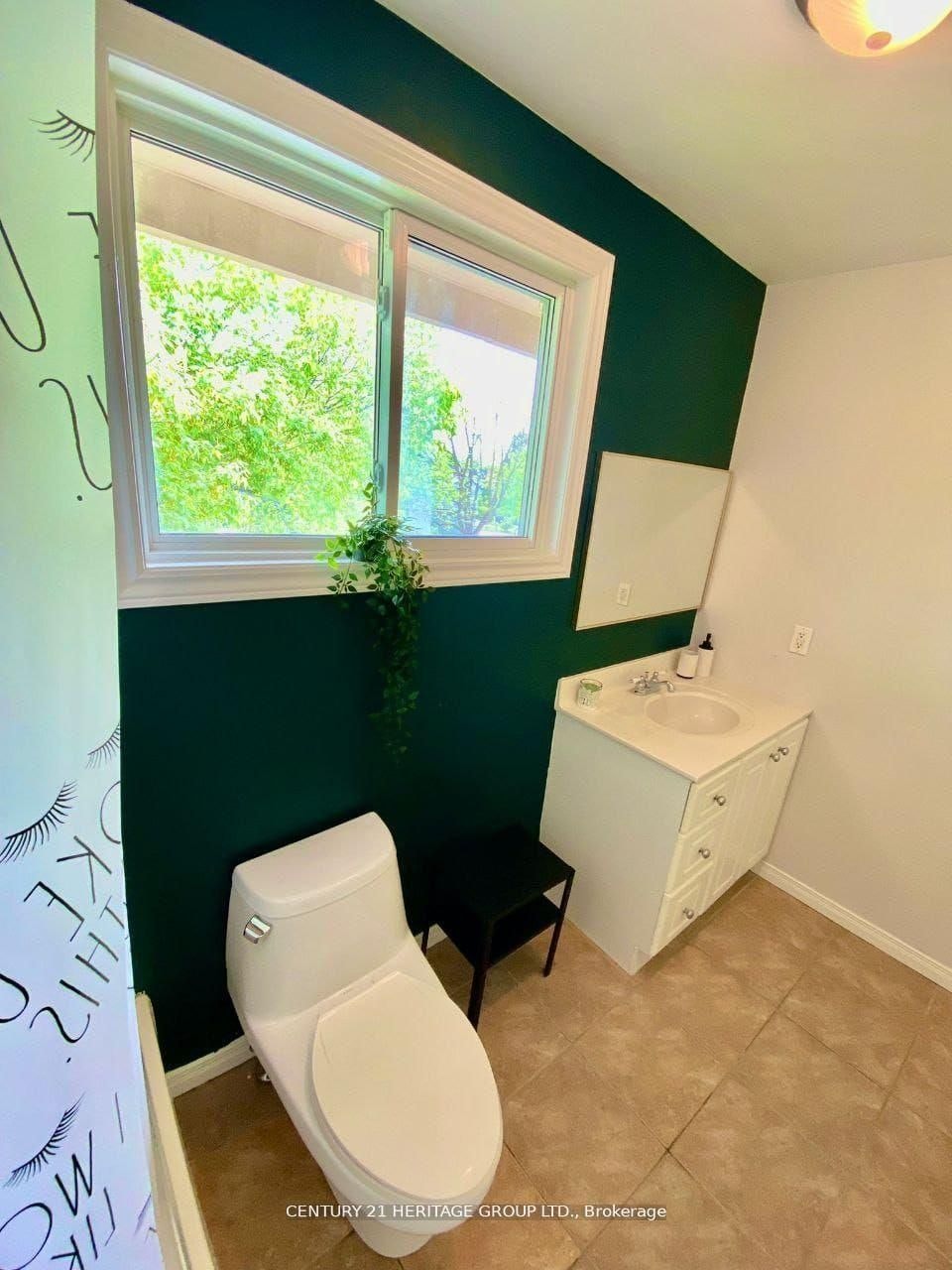 B-287 Lorne Avenue, Newmarket, ON, L3Y 4K6 - 6