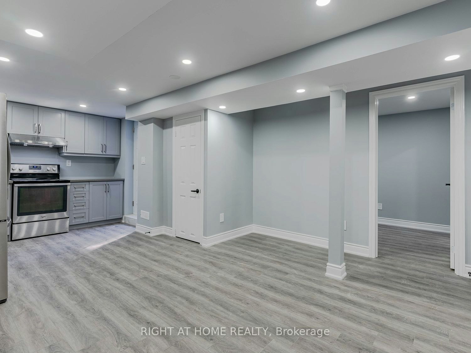 B-99 Purcell Crescent, Vaughan, ON, L6A 3C7 - 4