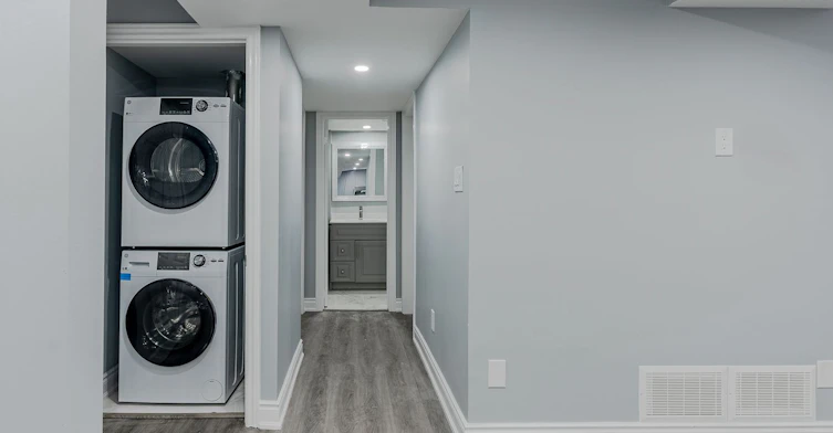 B-99 Purcell Crescent, Vaughan, ON, L6A 3C7 - 6