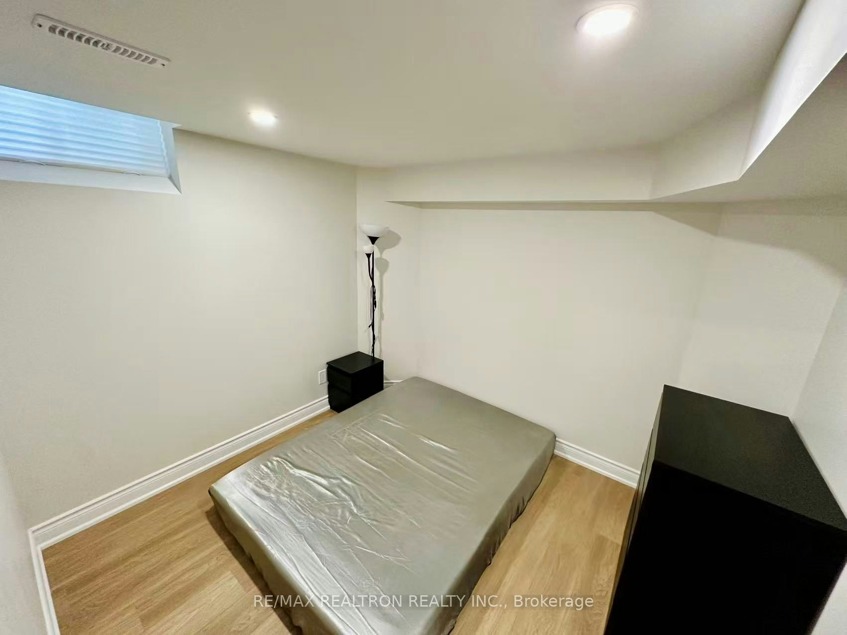 Bsmt-511 Pleasant Ridge Avenue, Vaughan, ON, L4J 8X3 - 7