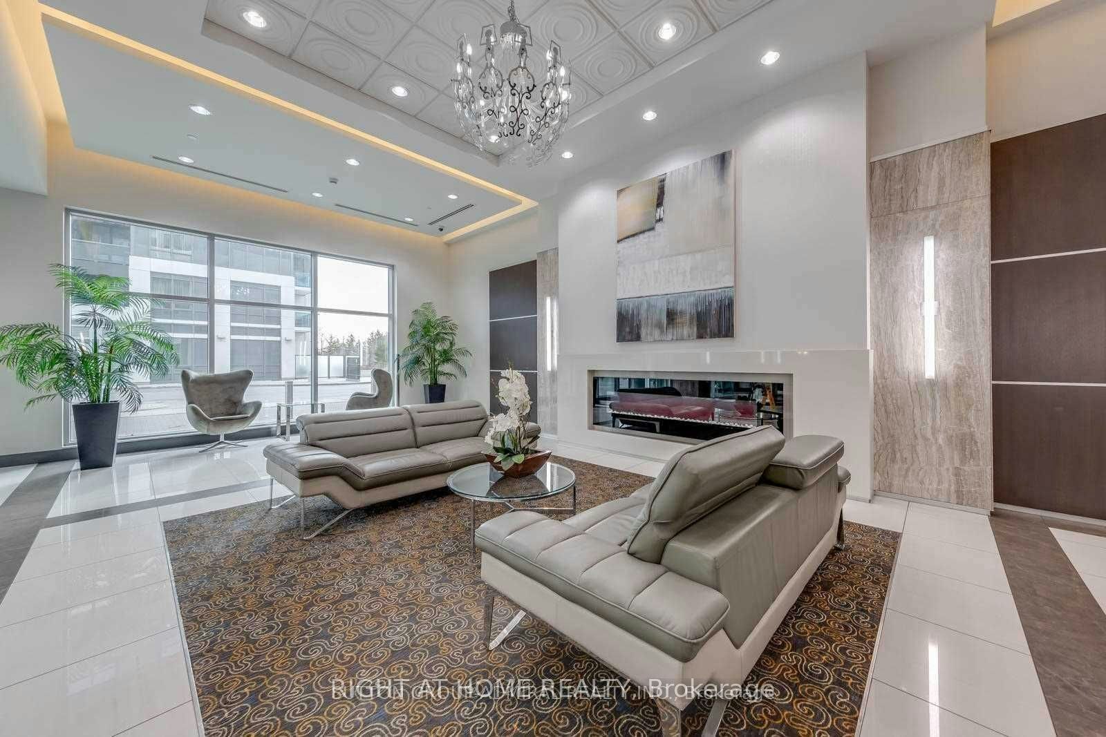 2123-7161 Yonge Street, Vaughan, ON, L3T 0C8 - 3
