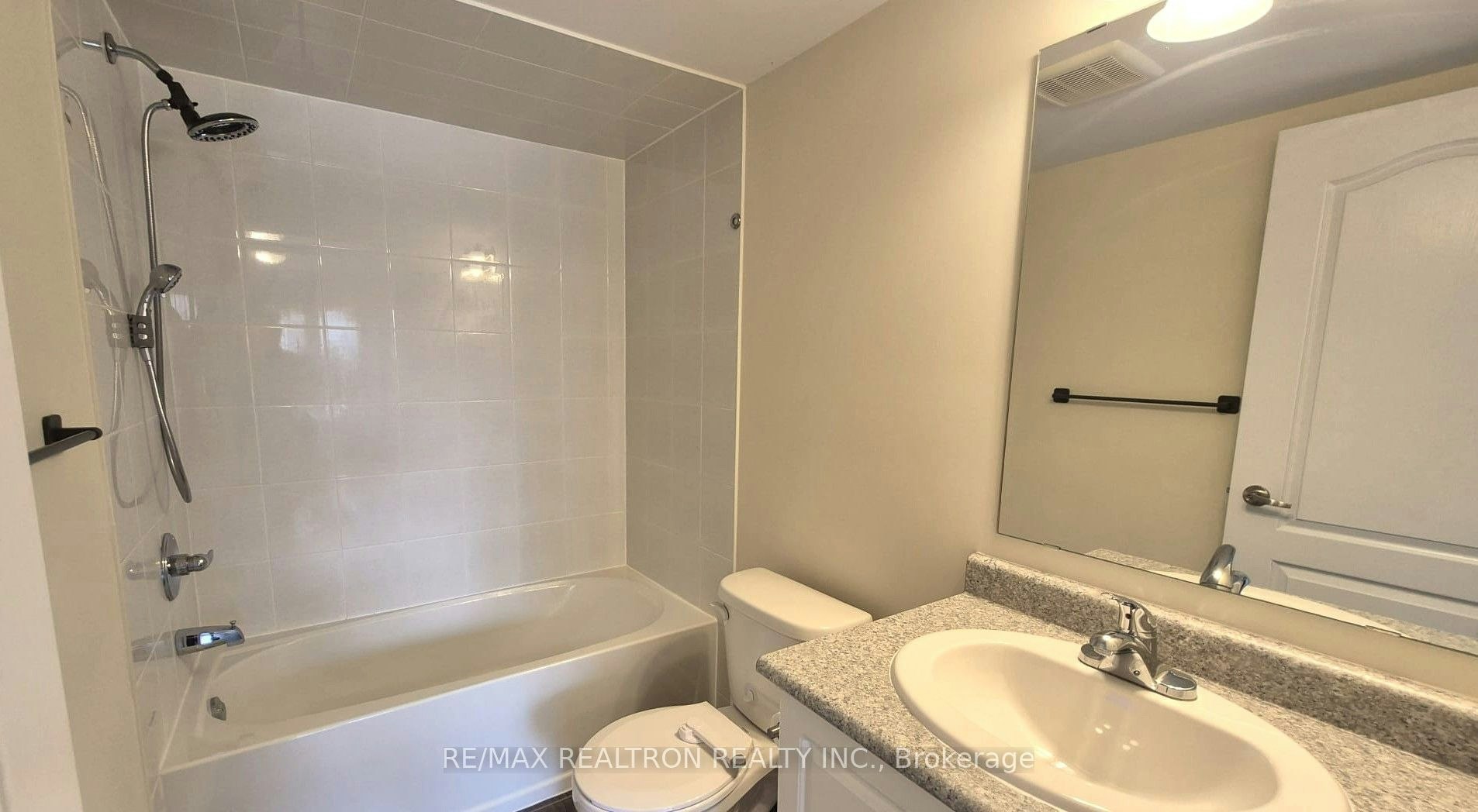 2120-2 Westmeath Lane, Markham, ON, L6B 1N5 - 17