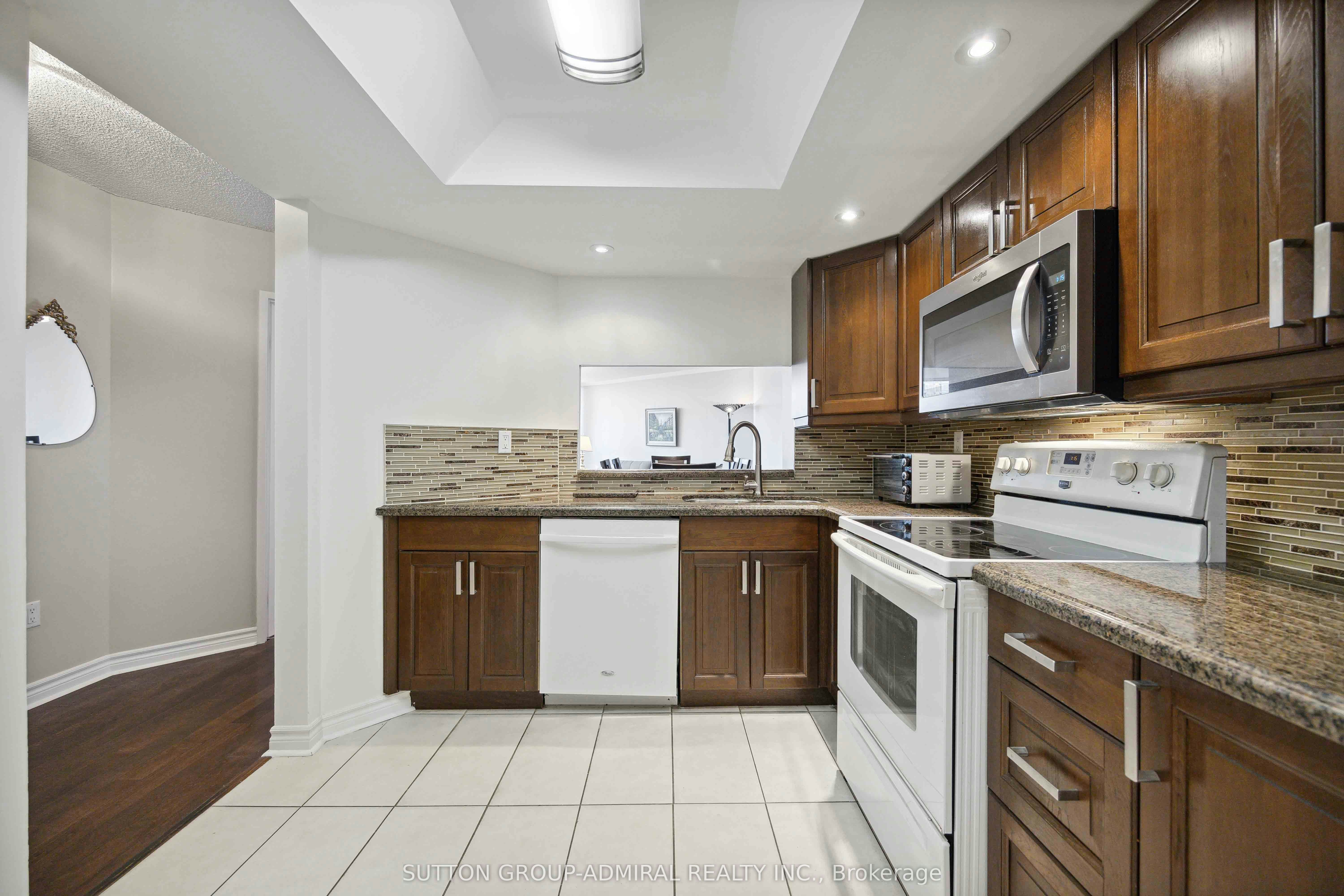 1614-7420 Bathurst Street, Vaughan, ON, L4J 6X4 - 9