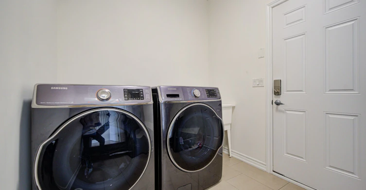 9 Milt Storey Lane, Whitchurch-Stouffville, ON, L4A 1Y4 - 39