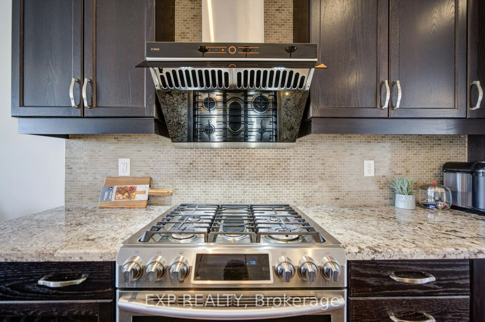 9 Milt Storey Lane, Whitchurch-Stouffville, ON, L4A 1Y4 - 10