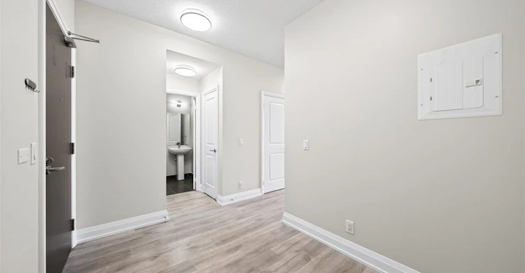 806-7890 Bathurst Street, Vaughan, ON, L4J 0J8 - 12