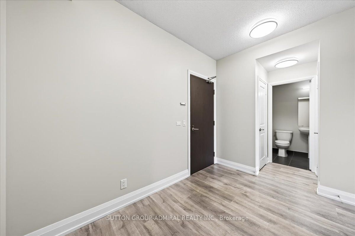 806-7890 Bathurst Street, Vaughan, ON, L4J 0J8 - 10
