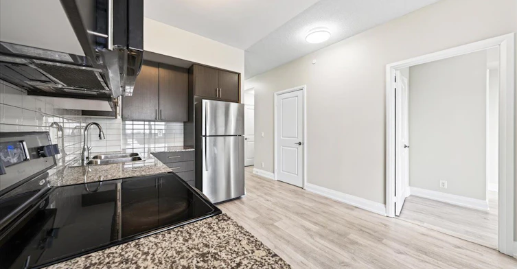 806-7890 Bathurst Street, Vaughan, ON, L4J 0J8 - 23