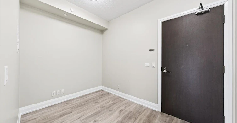806-7890 Bathurst Street, Vaughan, ON, L4J 0J8 - 9