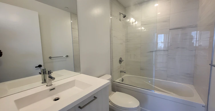 808-225 Commerce Street, Vaughan, ON, L4K 0R1 - 9