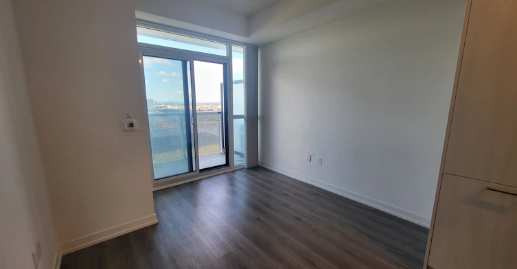 808-225 Commerce Street, Vaughan, ON, L4K 0R1 - 5